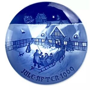 Vintage B&G Kjobenhavn Denmark "Arrival of Christmas Guests" Decorative Plate